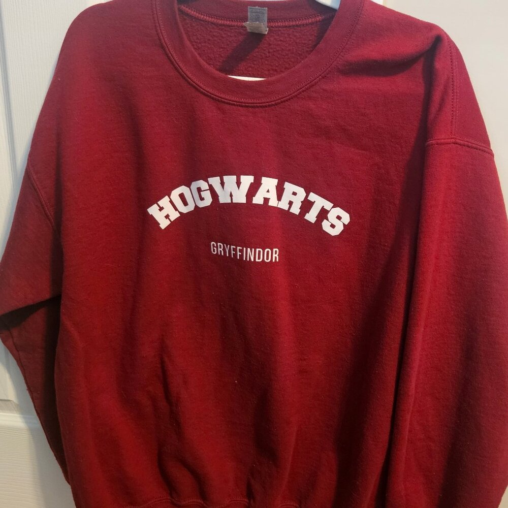 Hogwarts Gryffindor House Sweatshirt L